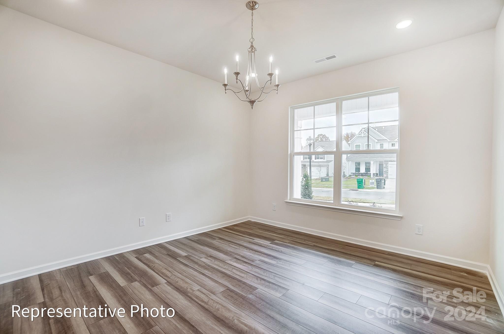 5112 Heathland Drive 75