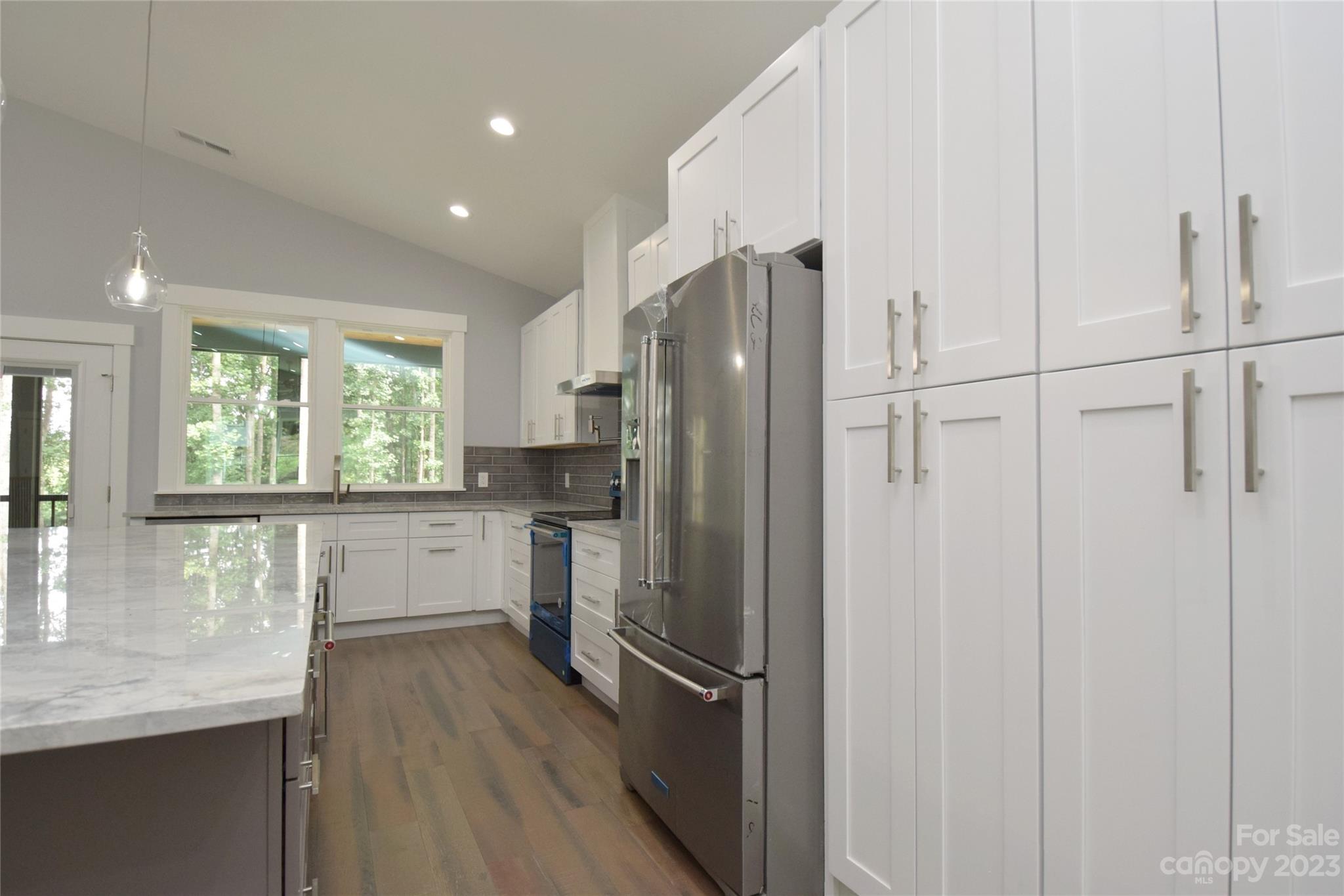 Echo Valley Acres - Residential