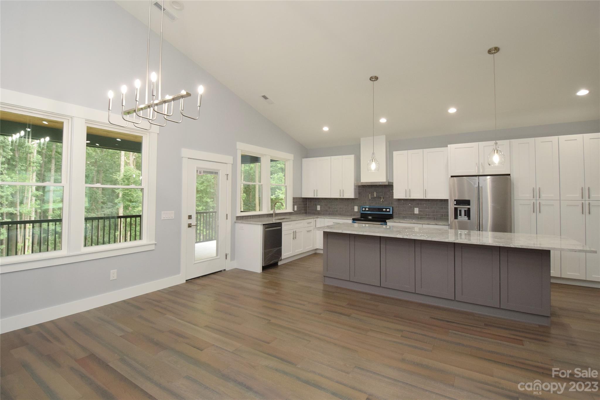 Echo Valley Acres - Residential