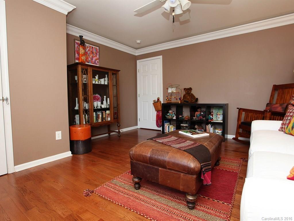 Regent Park - Residential