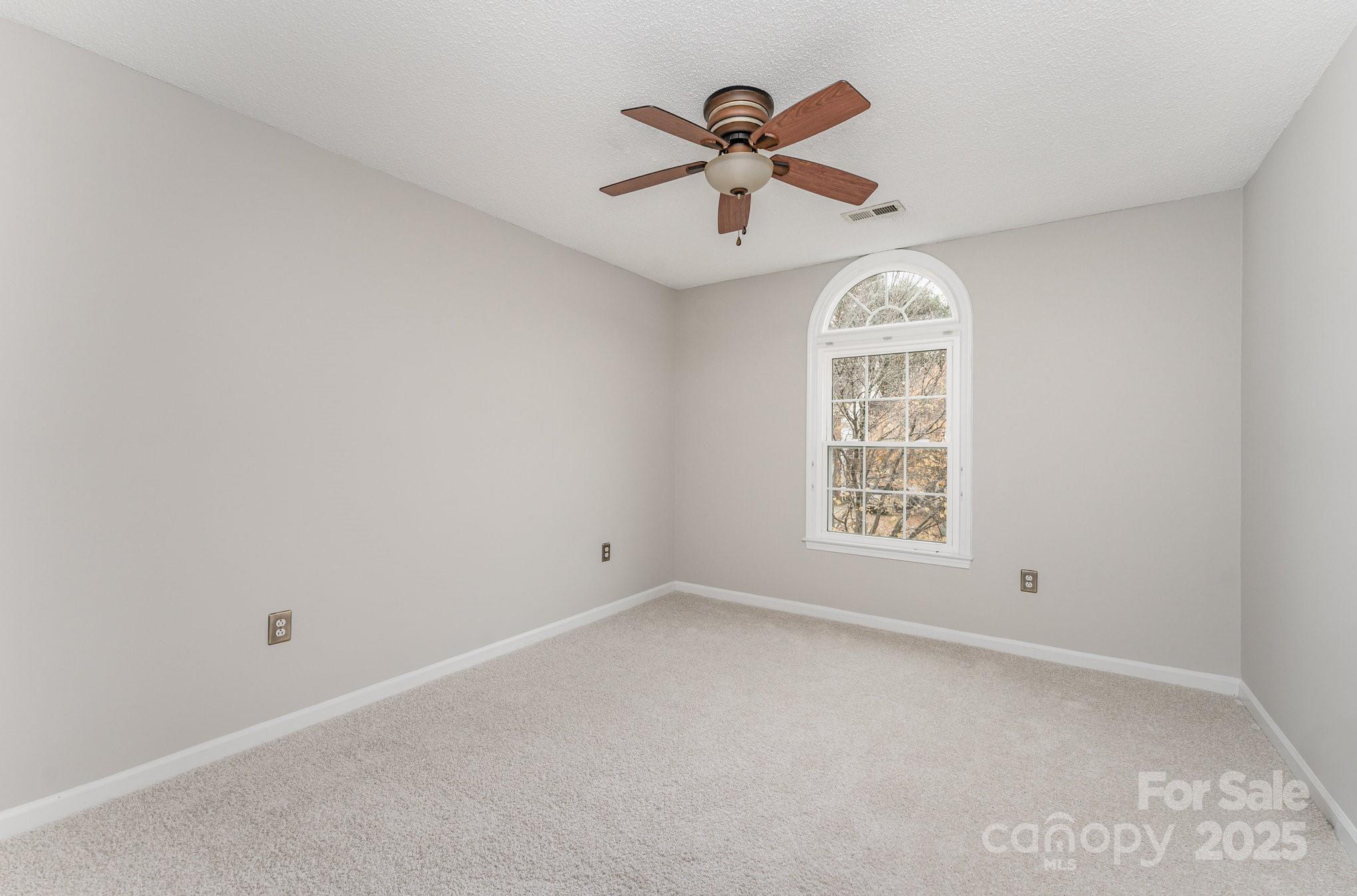 Highland Creek - Residential