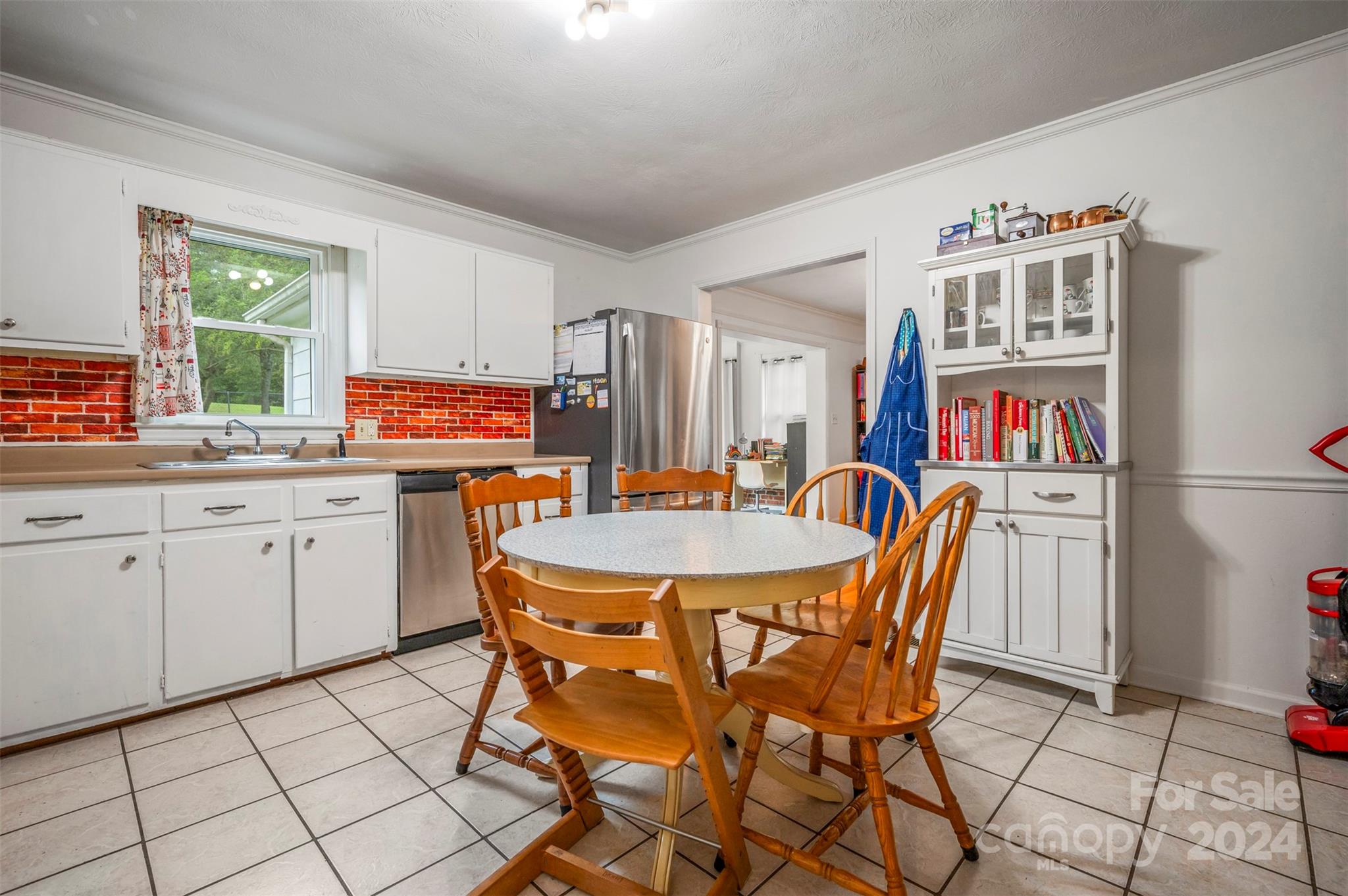 Camelot - Residential