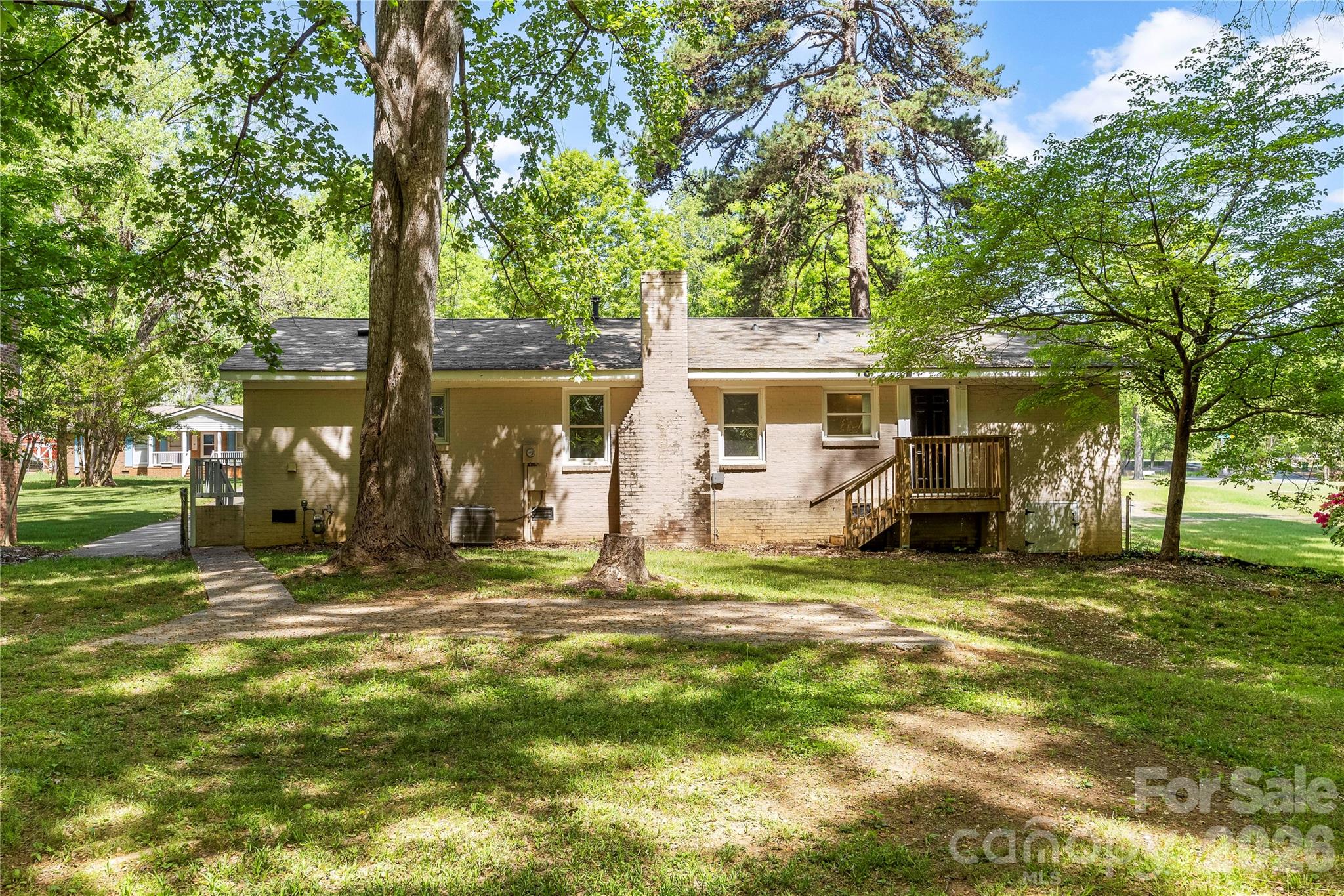 Forest Pawtuckett - Residential