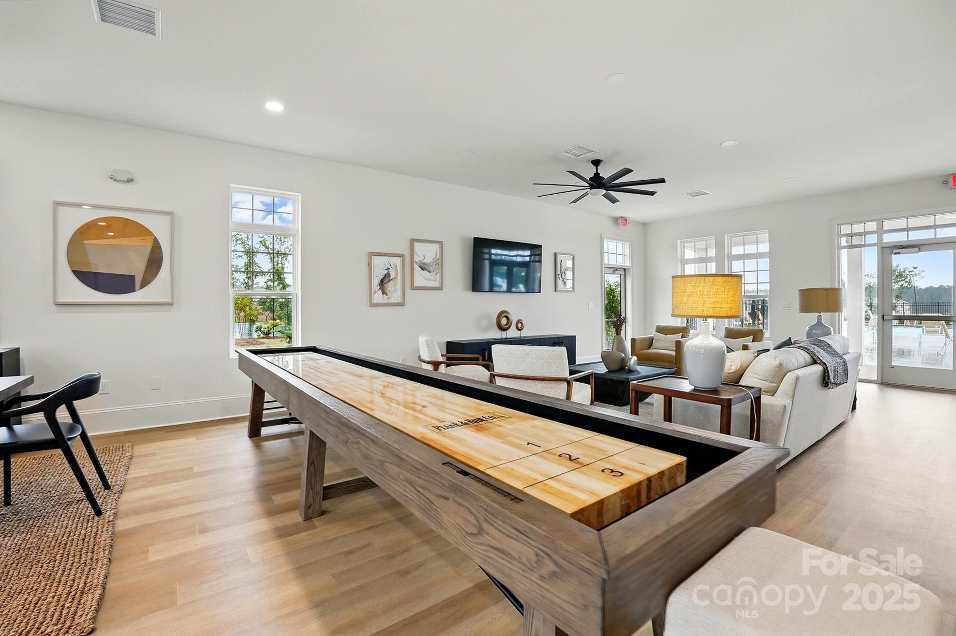 Laurelbrook - Residential