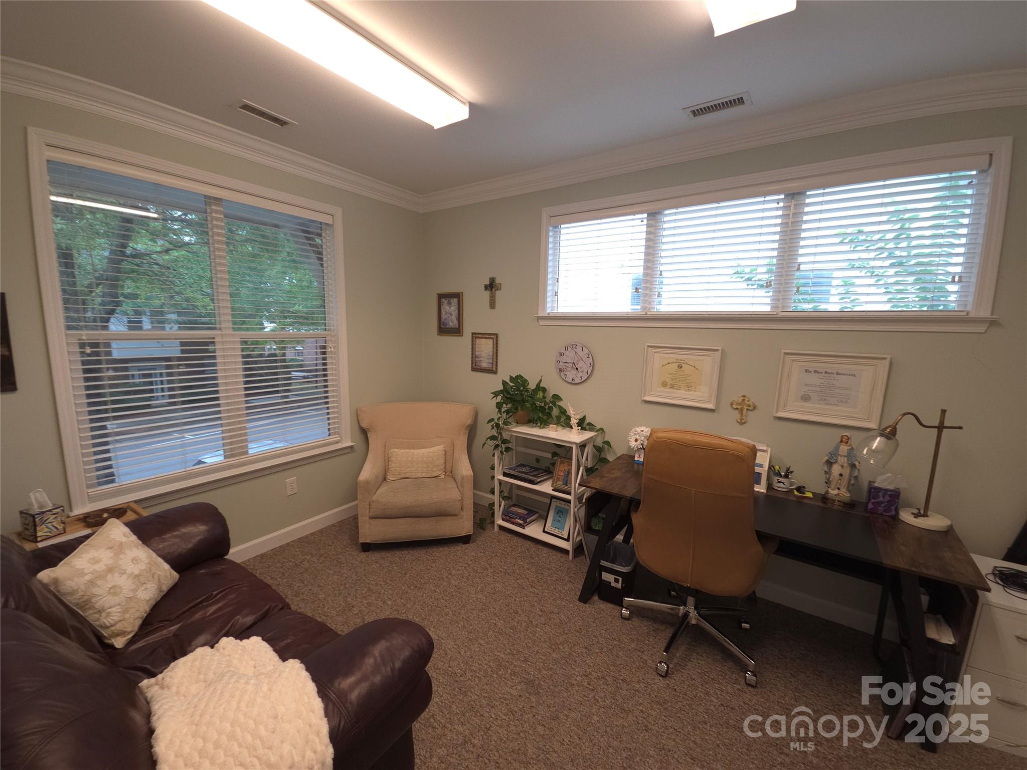 709 Peninsula Drive