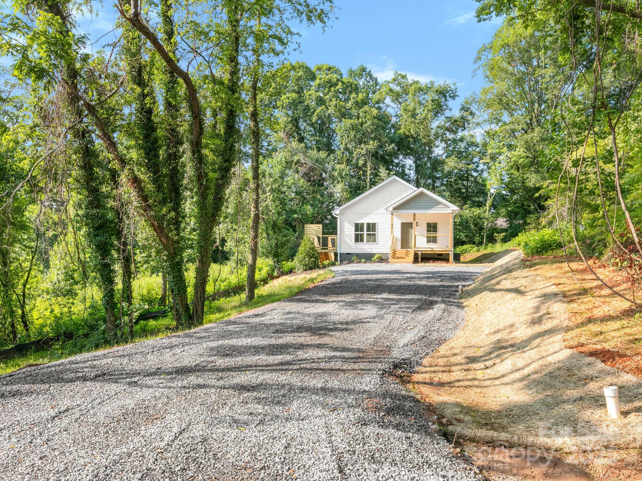 216 Lower Edgewood Road