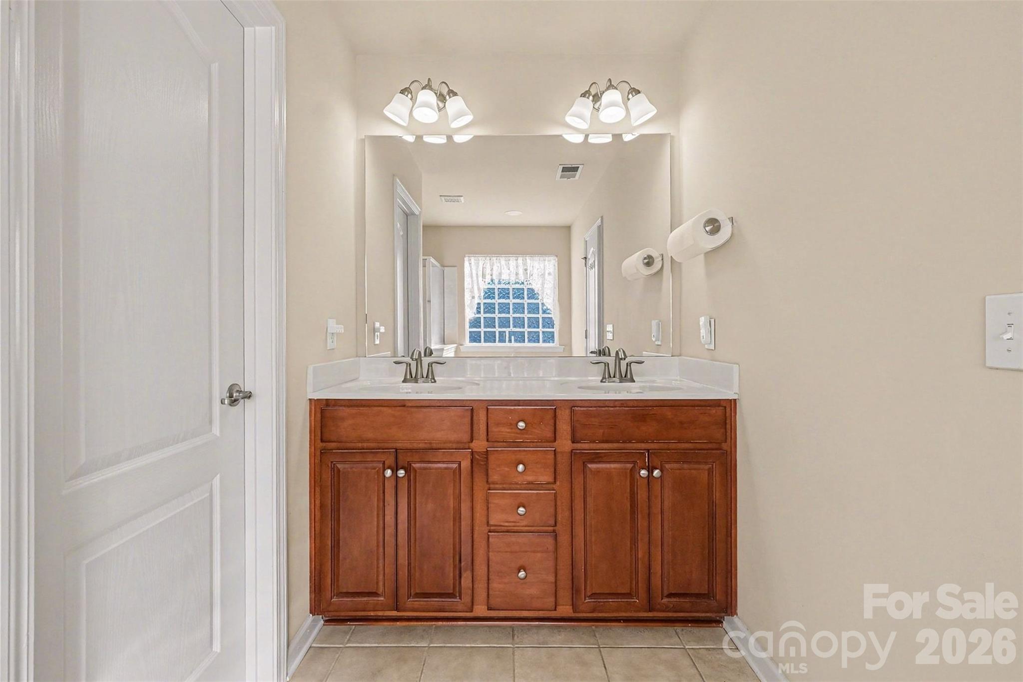 Stowe Pointe - Residential