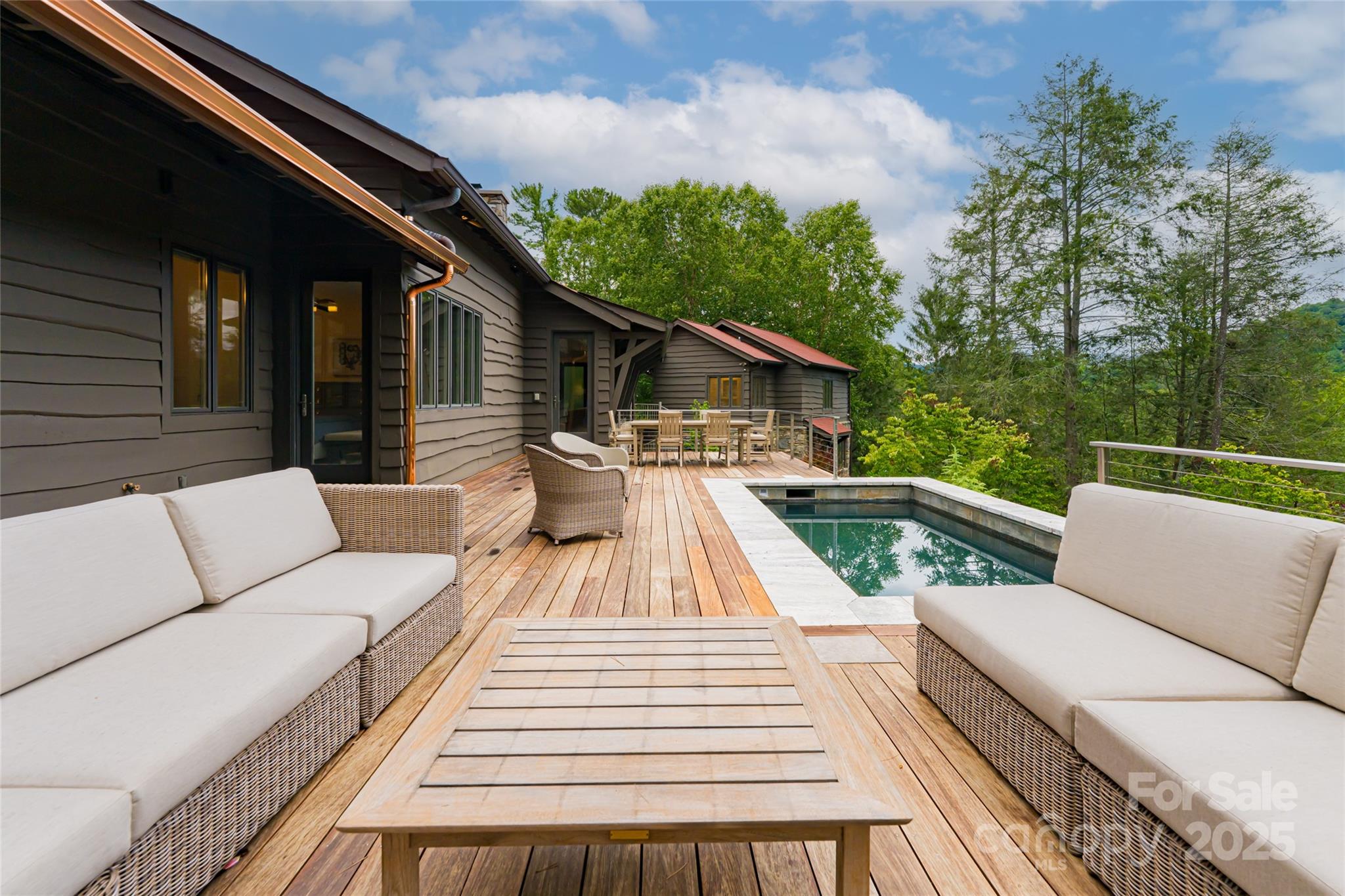 Kimberly Knoll - Residential