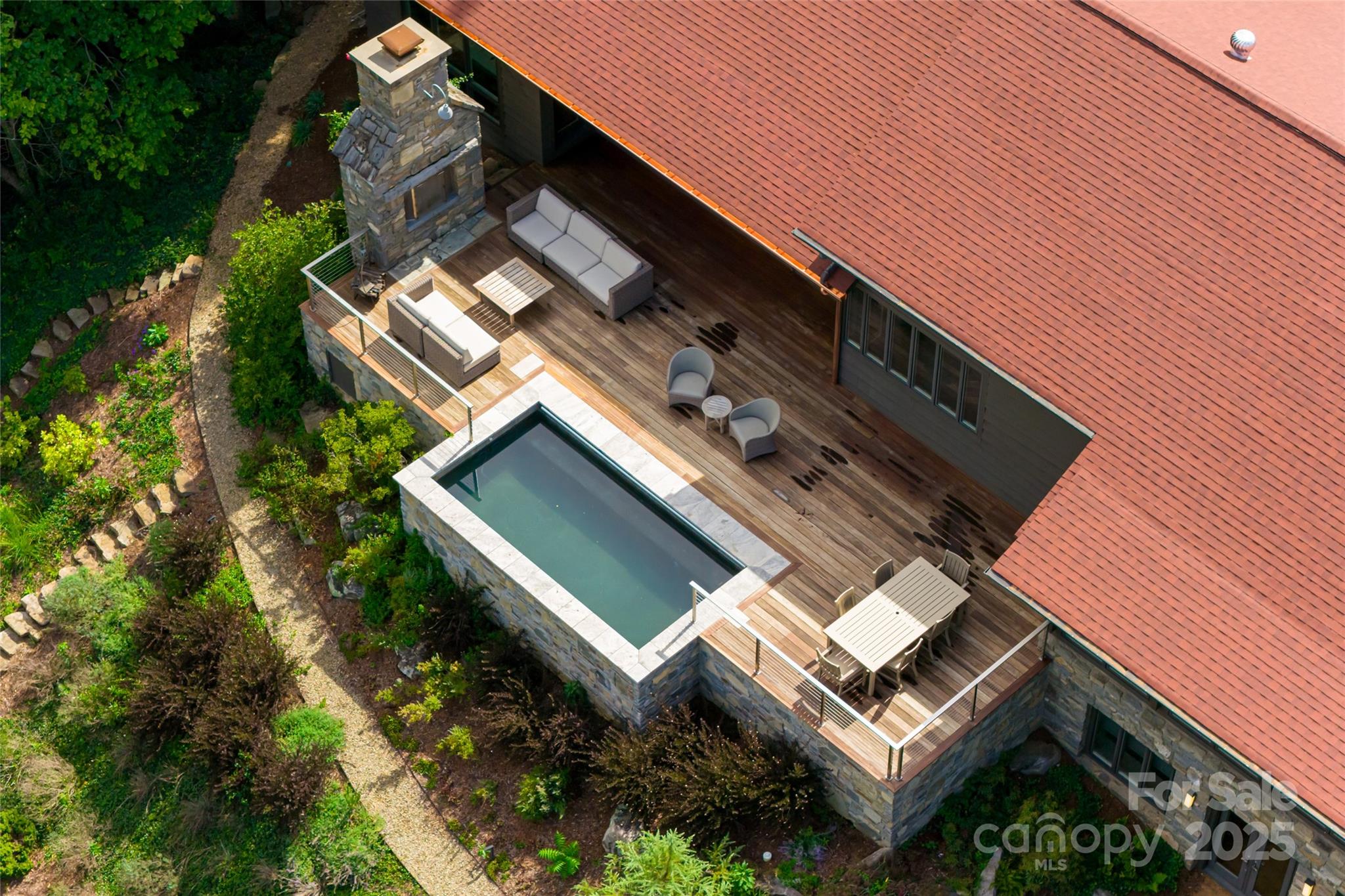 Kimberly Knoll - Residential