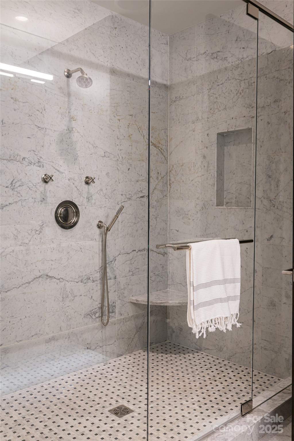 Kimberly Knoll - Residential