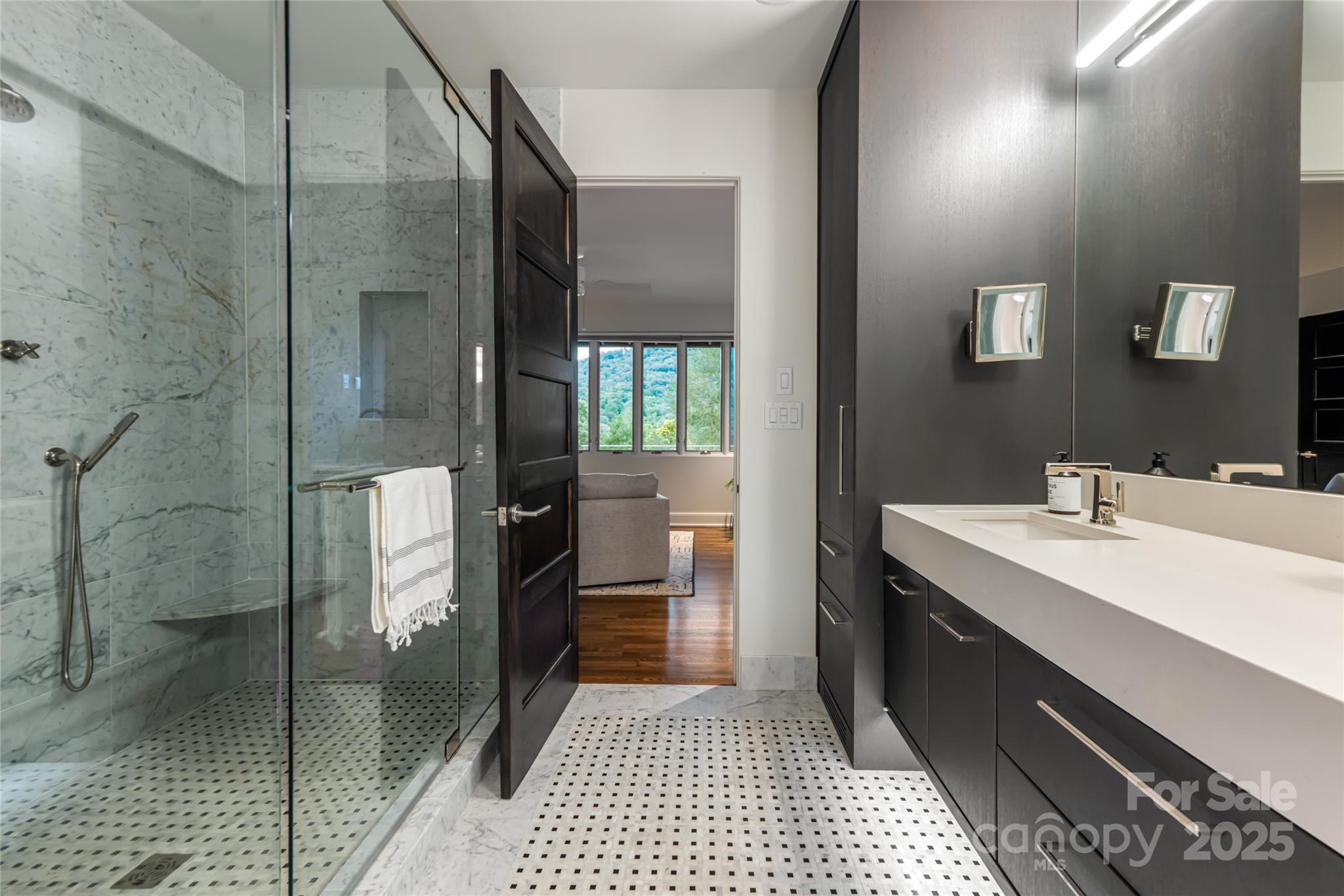 Kimberly Knoll - Residential