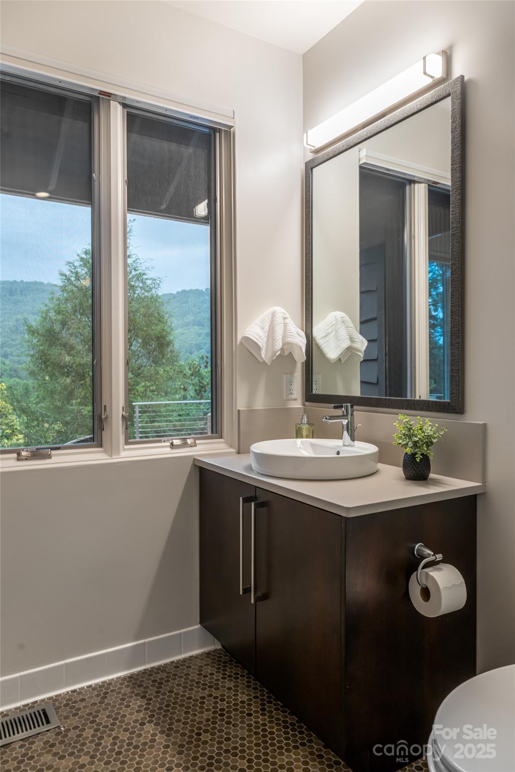 Kimberly Knoll - Residential