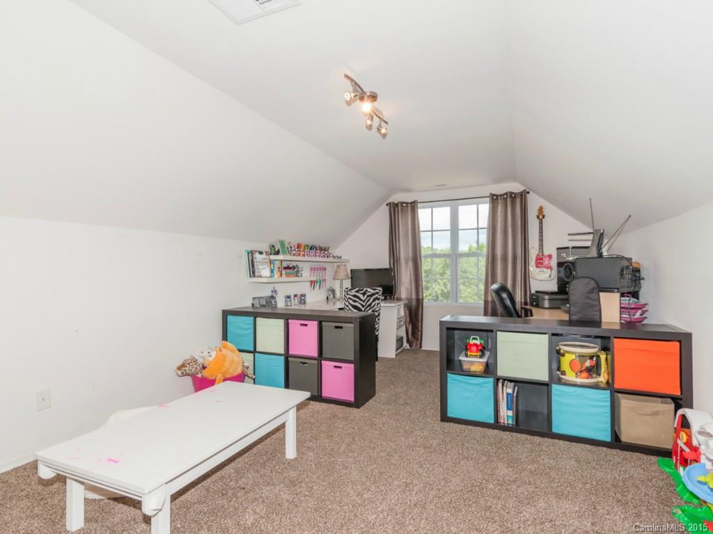 Larkhaven - Residential