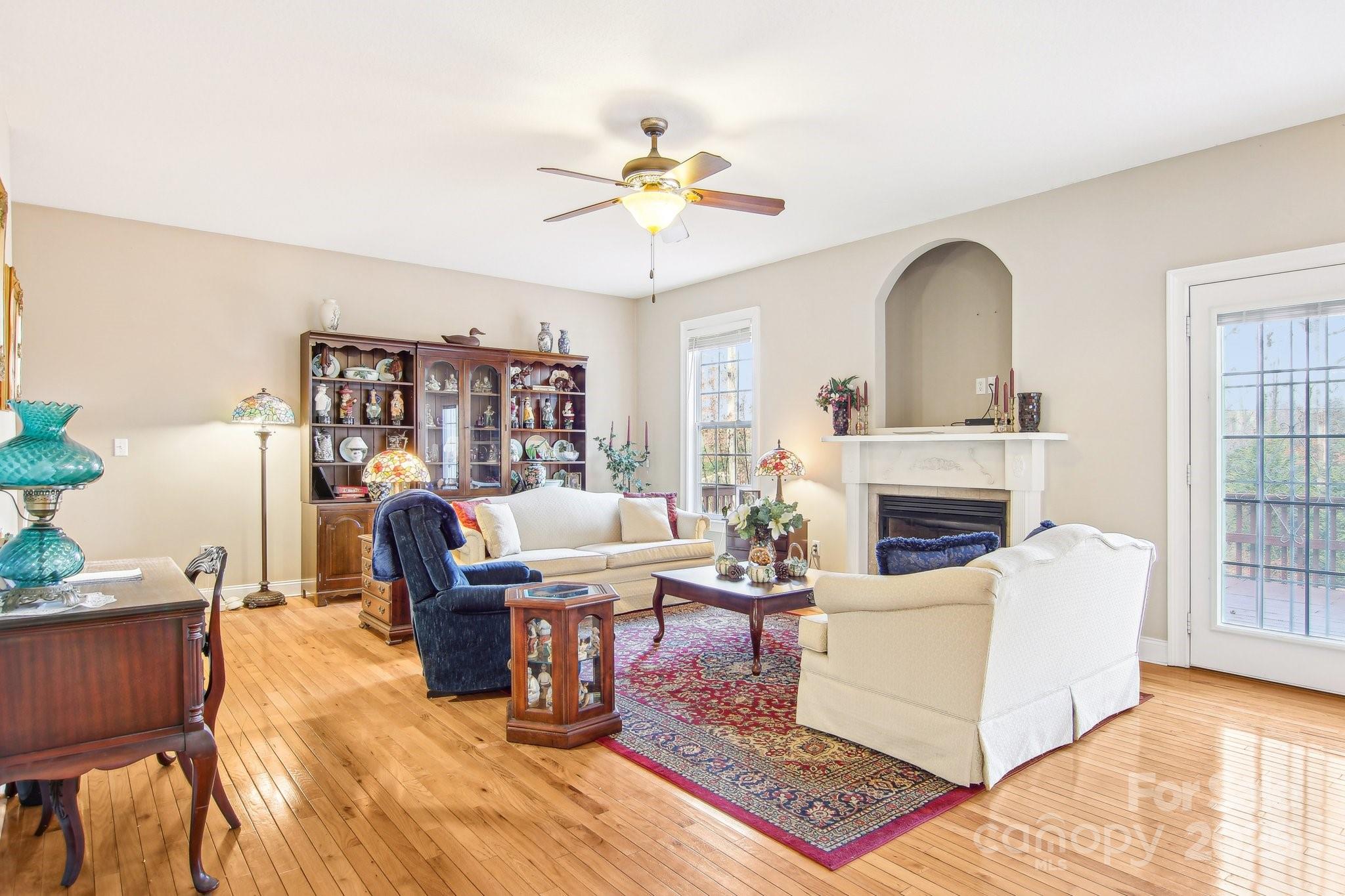 Woodlake - Residential