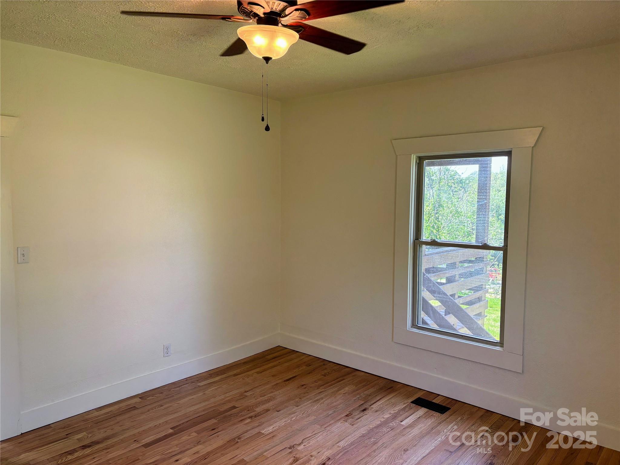 20 W Cross Street
