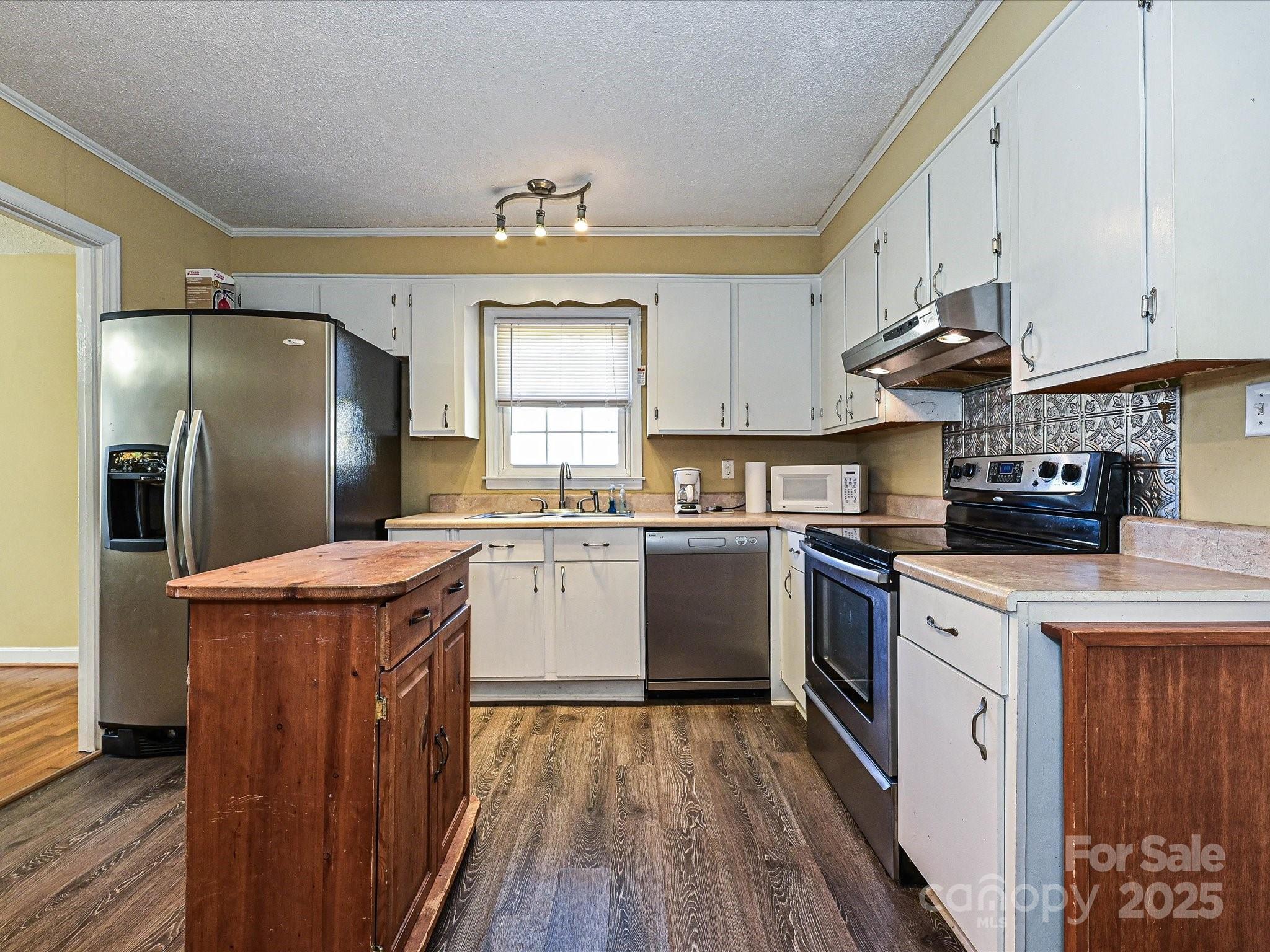 Sunset Park - Residential