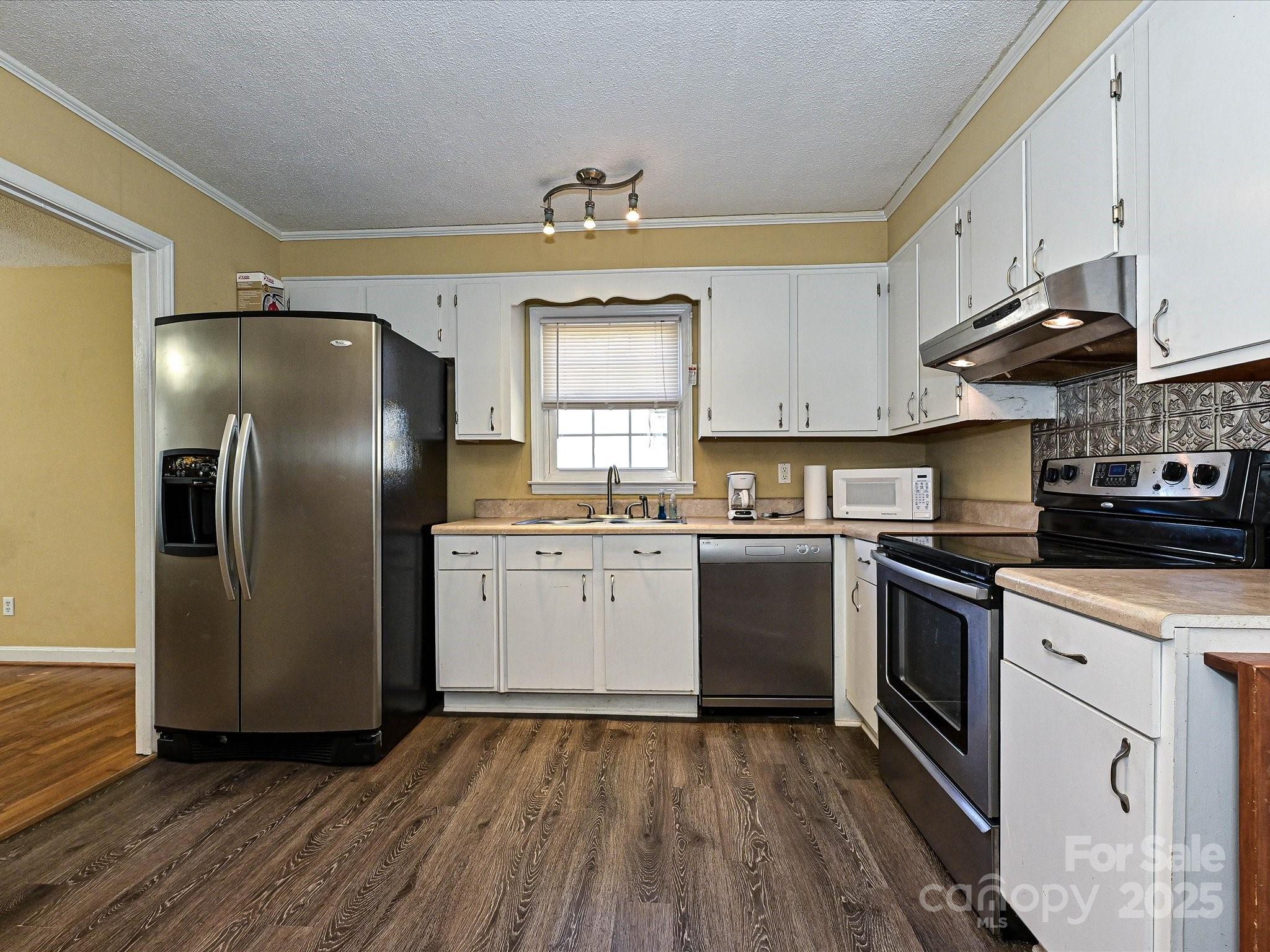 Sunset Park - Residential