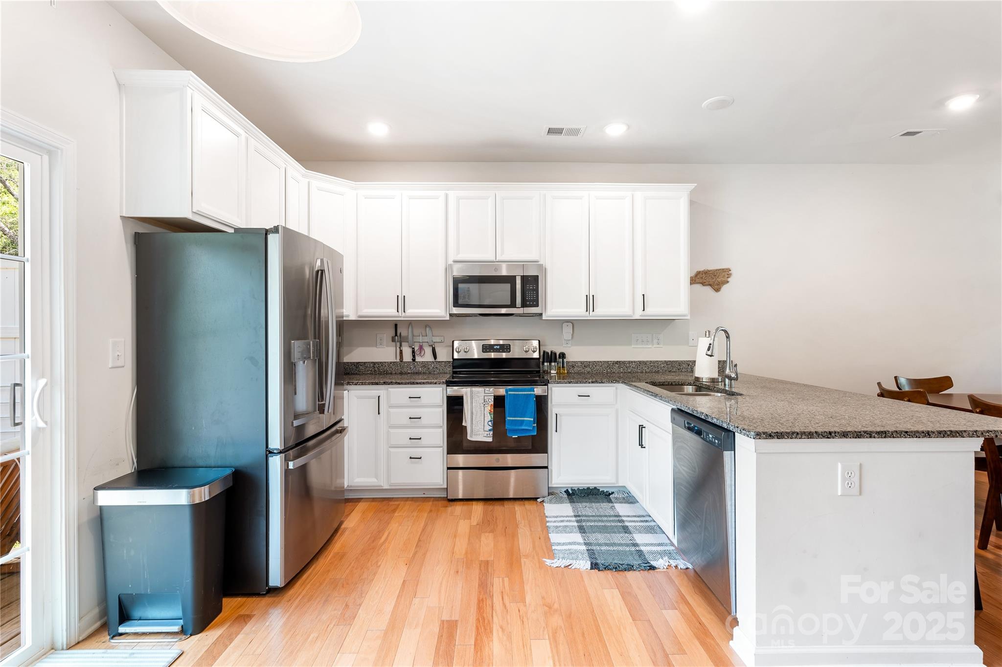 6507 Revolutionary Trail