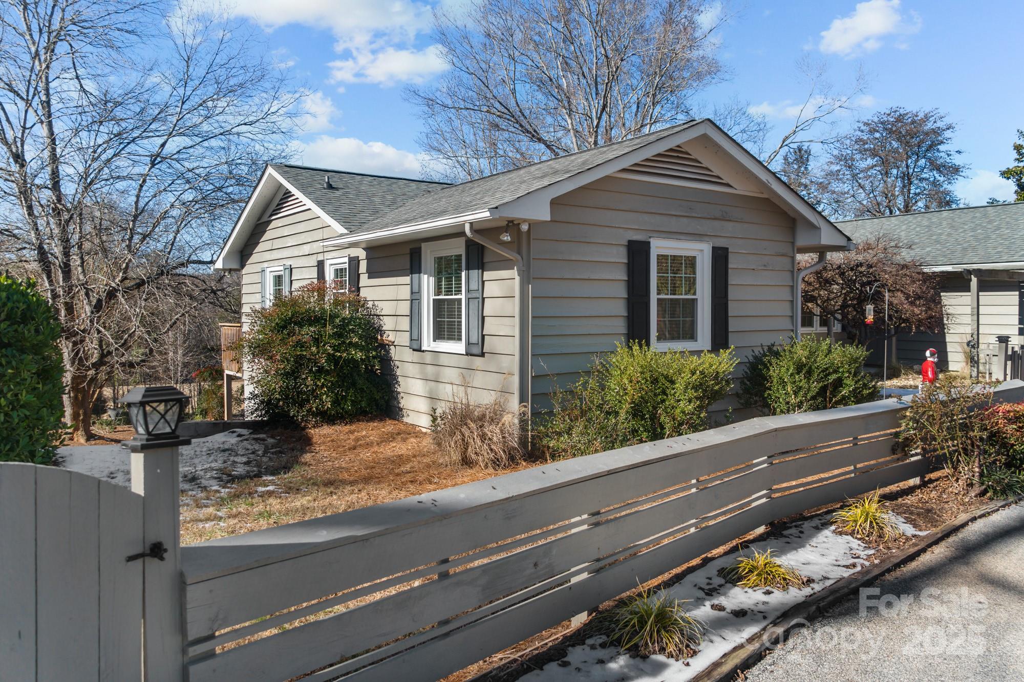 705 Hooper Creek Road