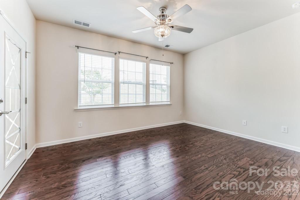 Summerhouse at Paddlers Cove - Residential