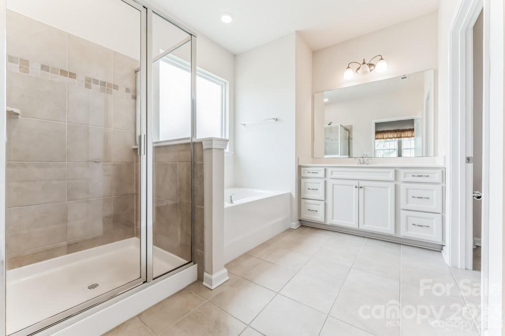 Summerhouse at Paddlers Cove - Residential