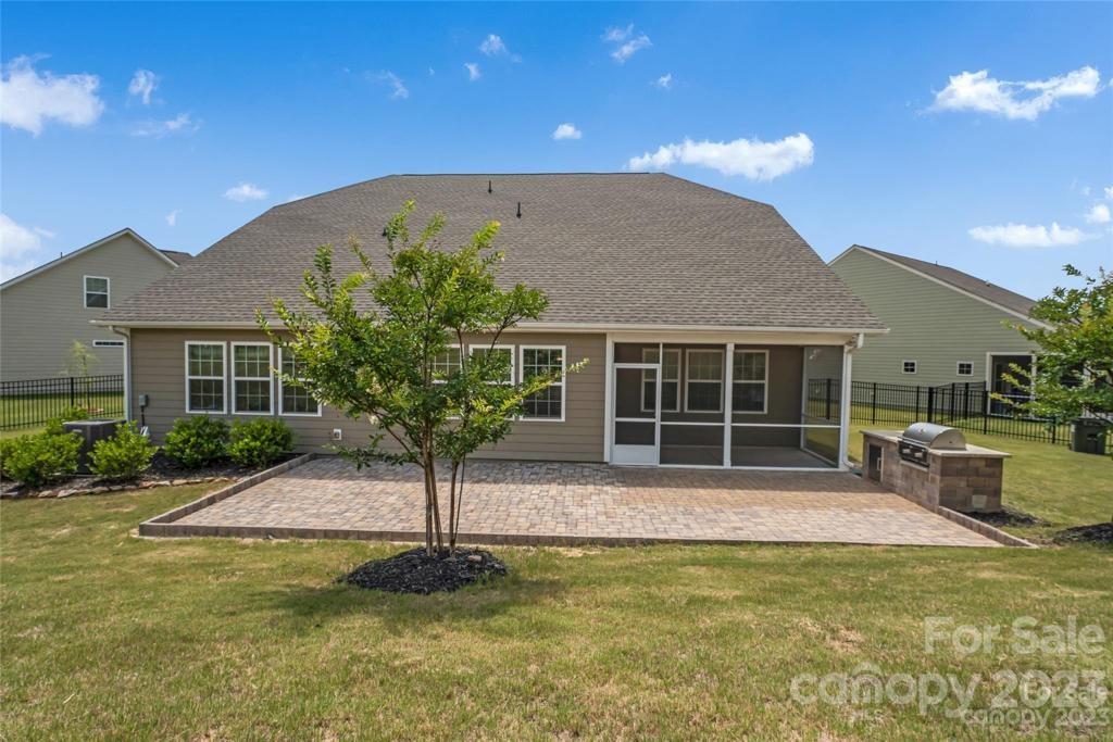 Summerhouse at Paddlers Cove - Residential