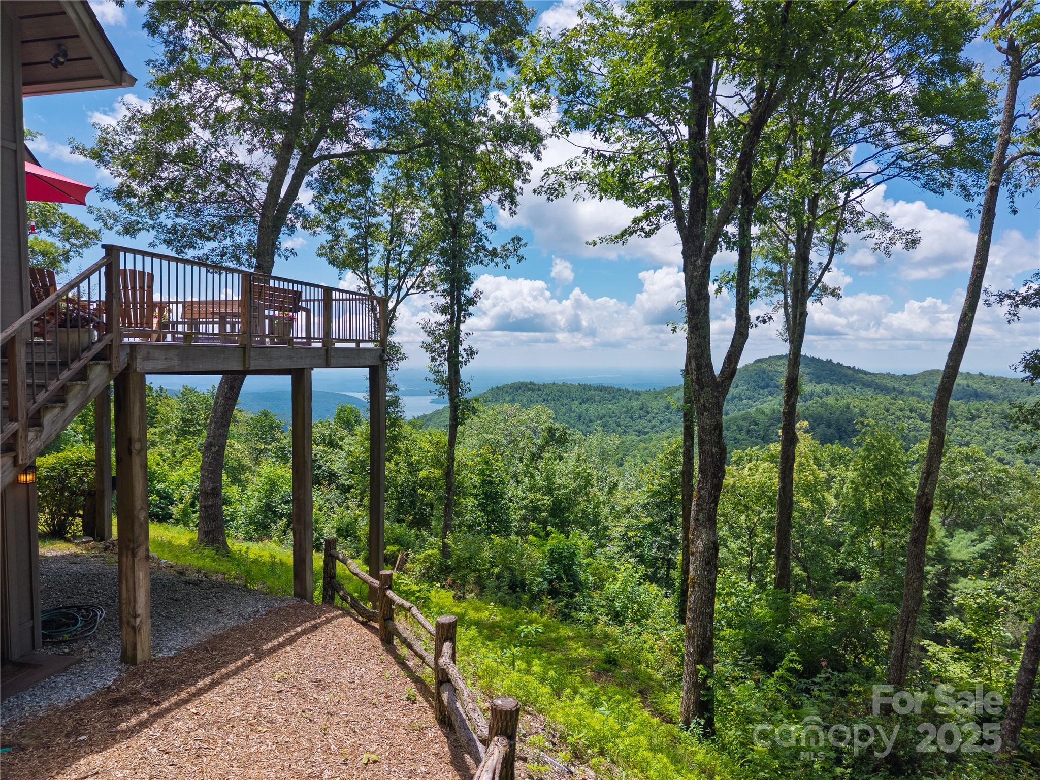 315 Jocassee Trail