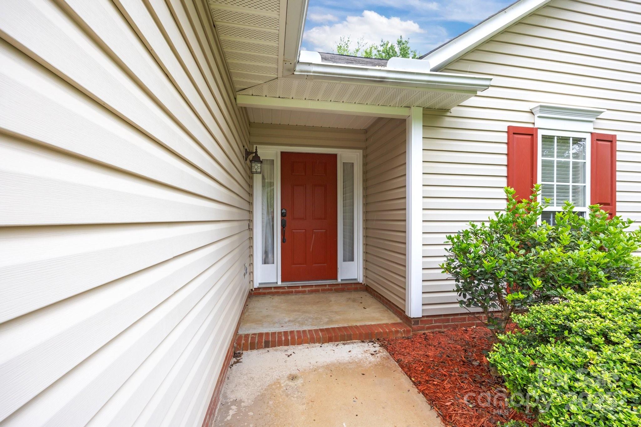 385 Glensprings Drive 269