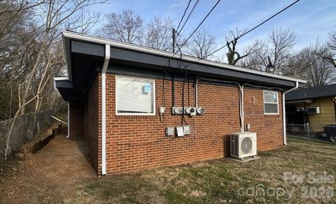 813 3rd Street Place SW 1-3 Hickory NC 28602