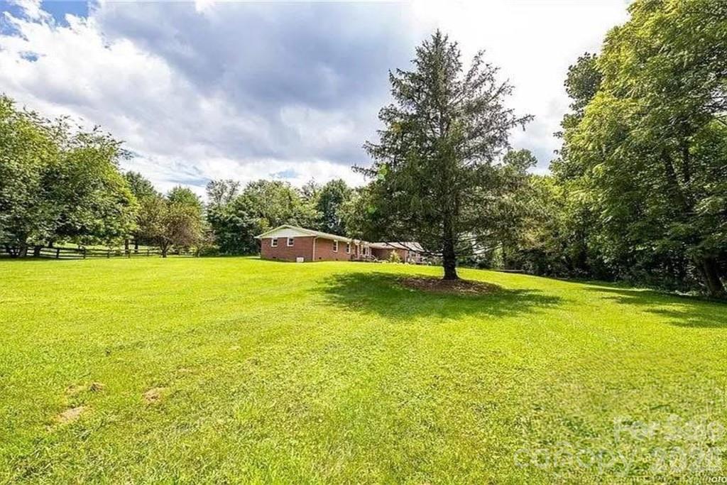 96 Rolling Hills Road