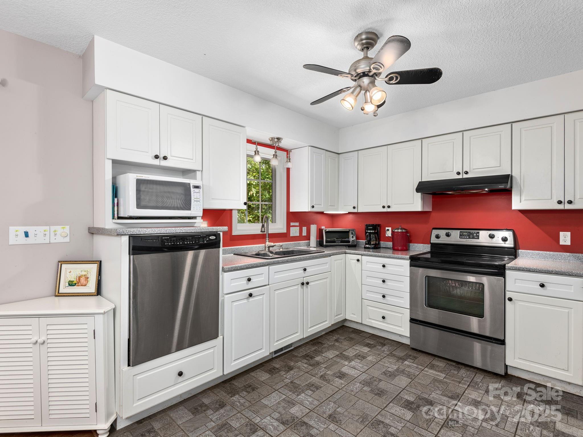 1702 New Stock Road
