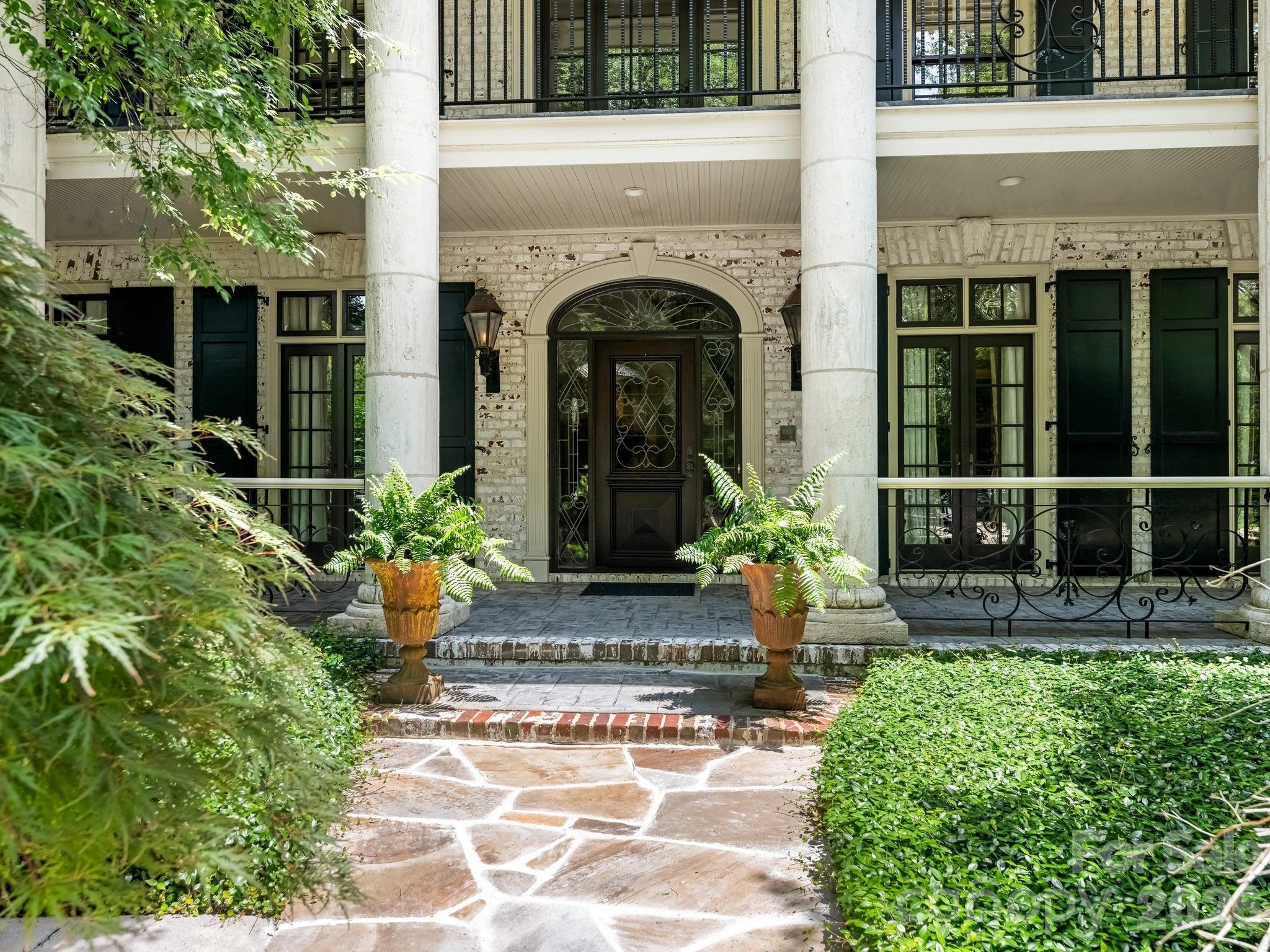 4523 Fox Brook Lane