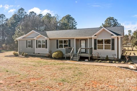Photo of 1299 Mount Ulla Highway, Mooresville, NC 28115 (MLS # 4335724)