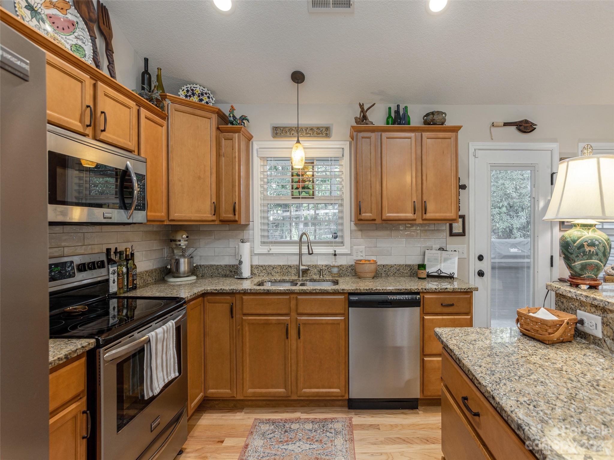 Oasis Cove - Residential