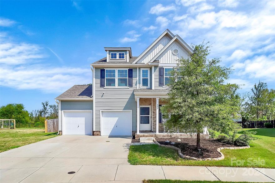 Nestled on a quiet cul-de-sac and one of the larger lots in the neighborhood, this stunning two-story home offers everything you’ve been looking for. With 3 spacious bedrooms and 2.5 baths, this home provides ample space and comfort. The open floor plan invites you into a bright and airy living space, perfect for both everyday living and entertaining guests. Enjoy the convenience of a 2-car garage and the privacy of a fully fenced yard, offering a secluded outdoor oasis. The backyard is truly an entertainer’s dream, featuring a custom patio bar and plenty of space for outdoor gatherings. Don’t miss the opportunity to make this beautiful house your home! Schedule your showing today!