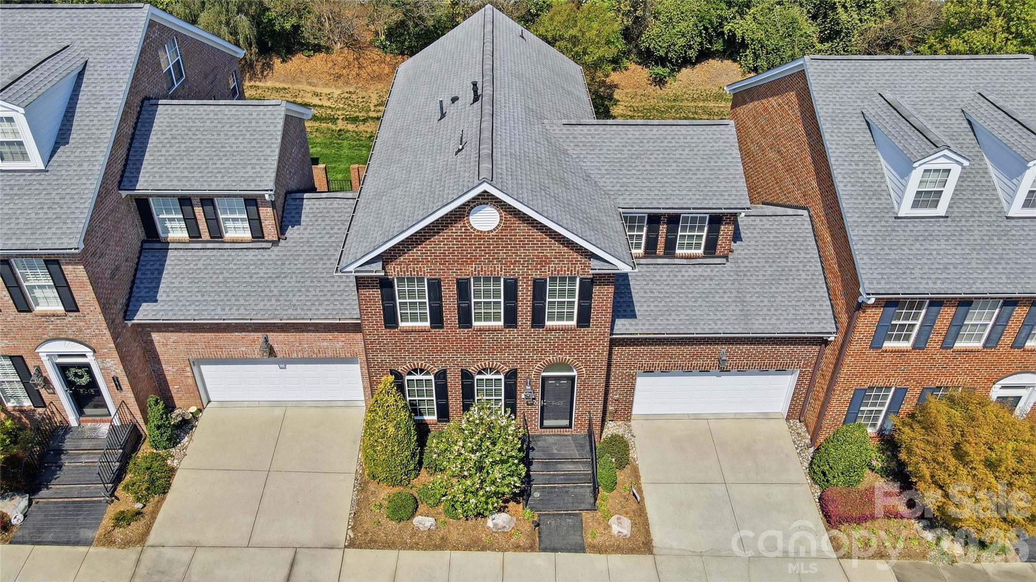 9423 Bonnie Briar Circle