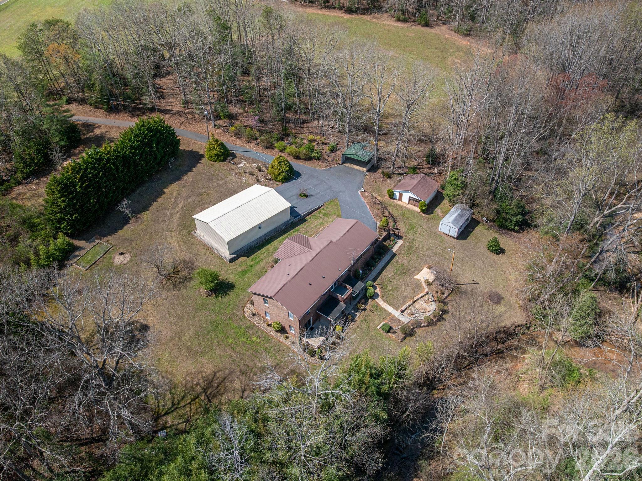 2353 Lynn Mountain Road