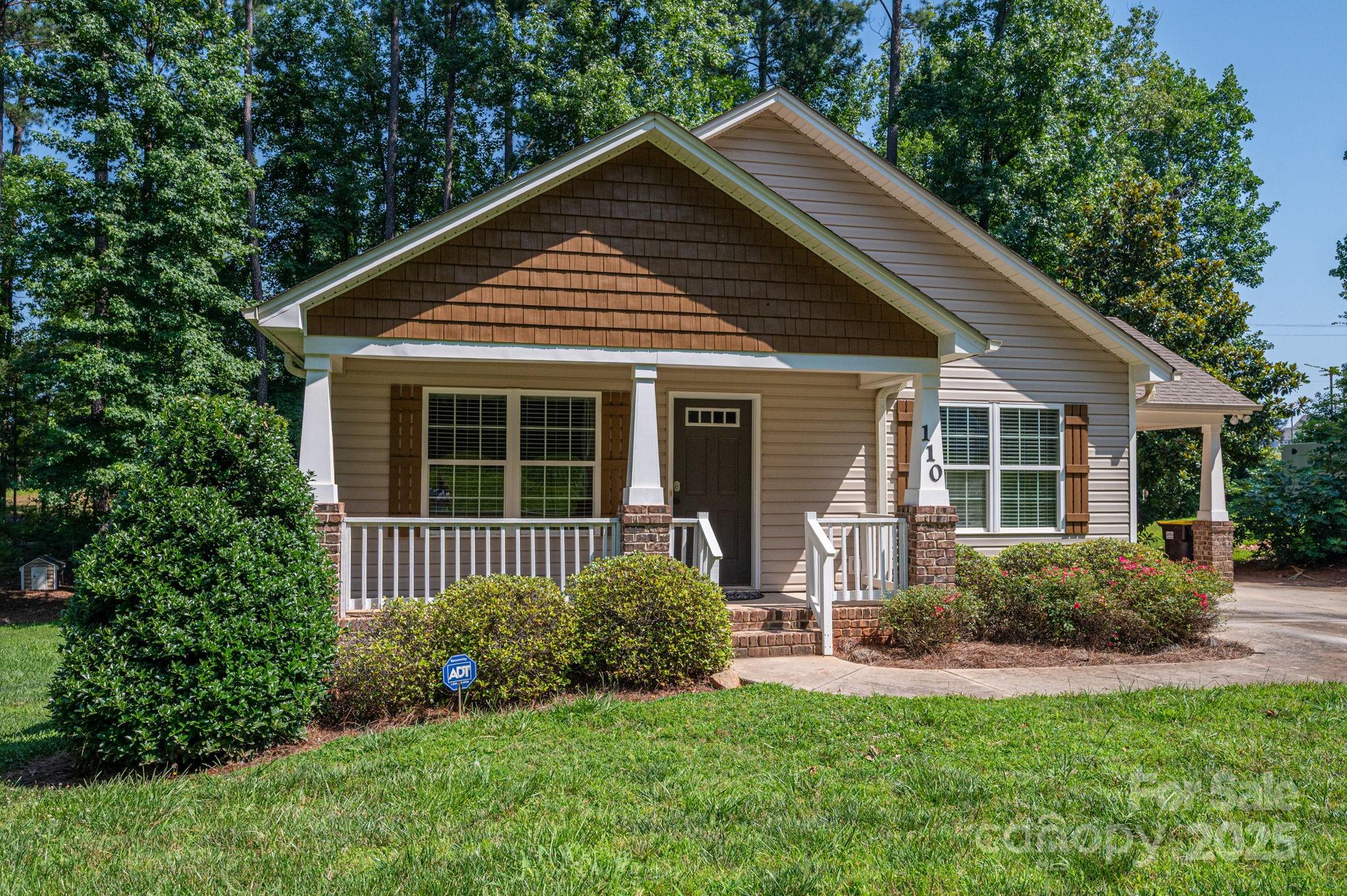 110 Leeper Avenue