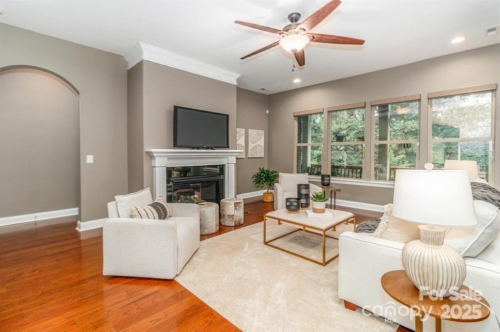 Crismark - Residential