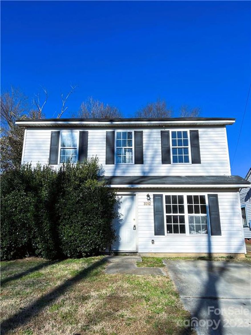 Perfect investment opportunity! 10 minutes from uptown charlotte. No HOA. New carpet and flooring throughout the house. Being sold as is.