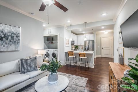 Photo of 511 Queens Road #2-205, Charlotte, NC 28207 (MLS # 4408348)
