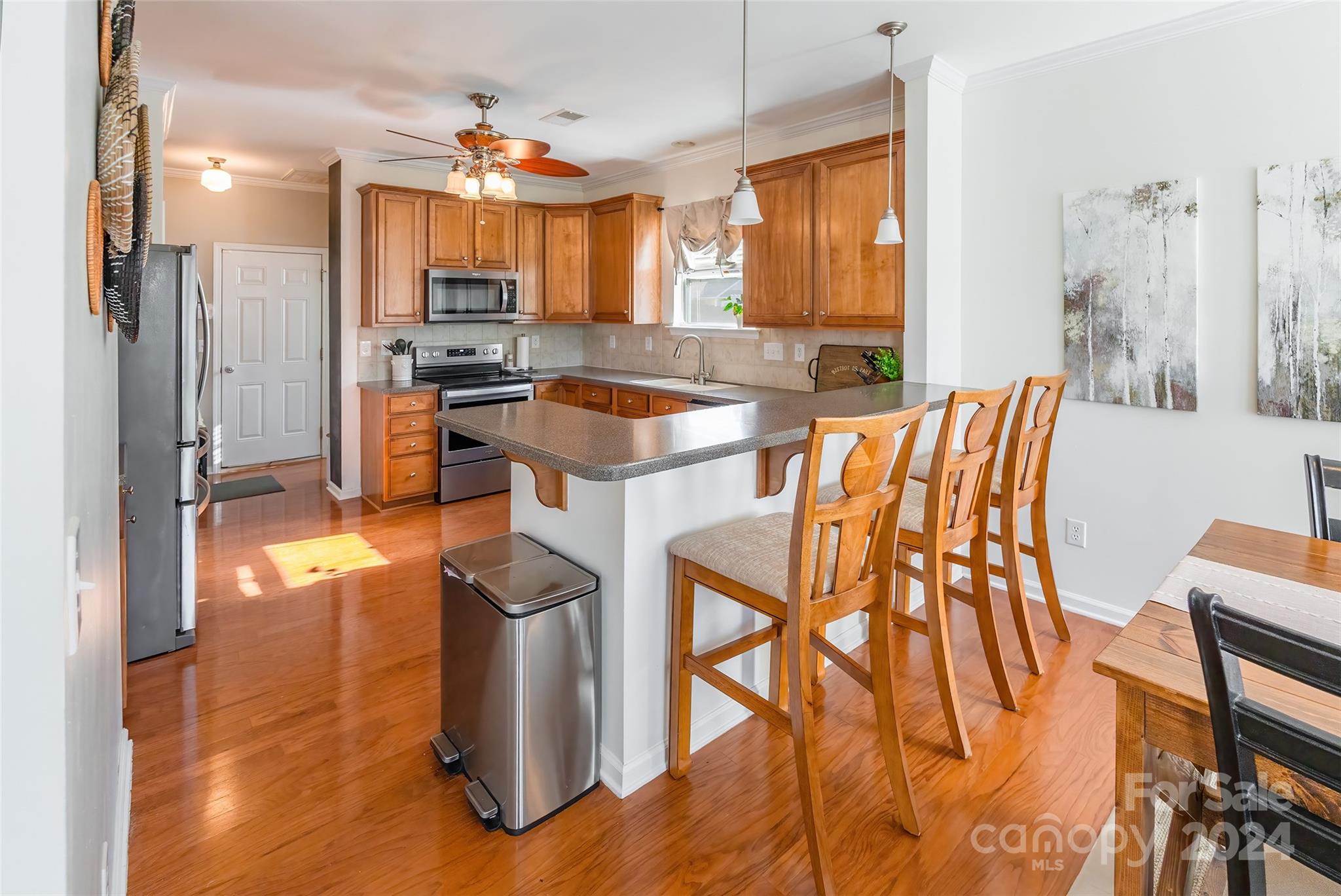 Ridge Pointe - Residential