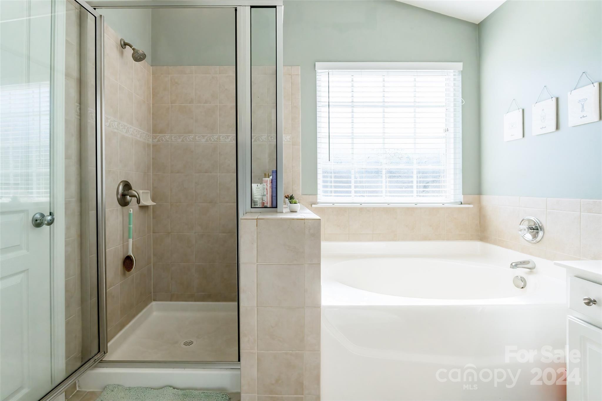 Ridge Pointe - Residential