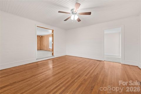 Photo of 4665 Estes Drive, Granite Falls, NC 28630 (MLS # 4369771)