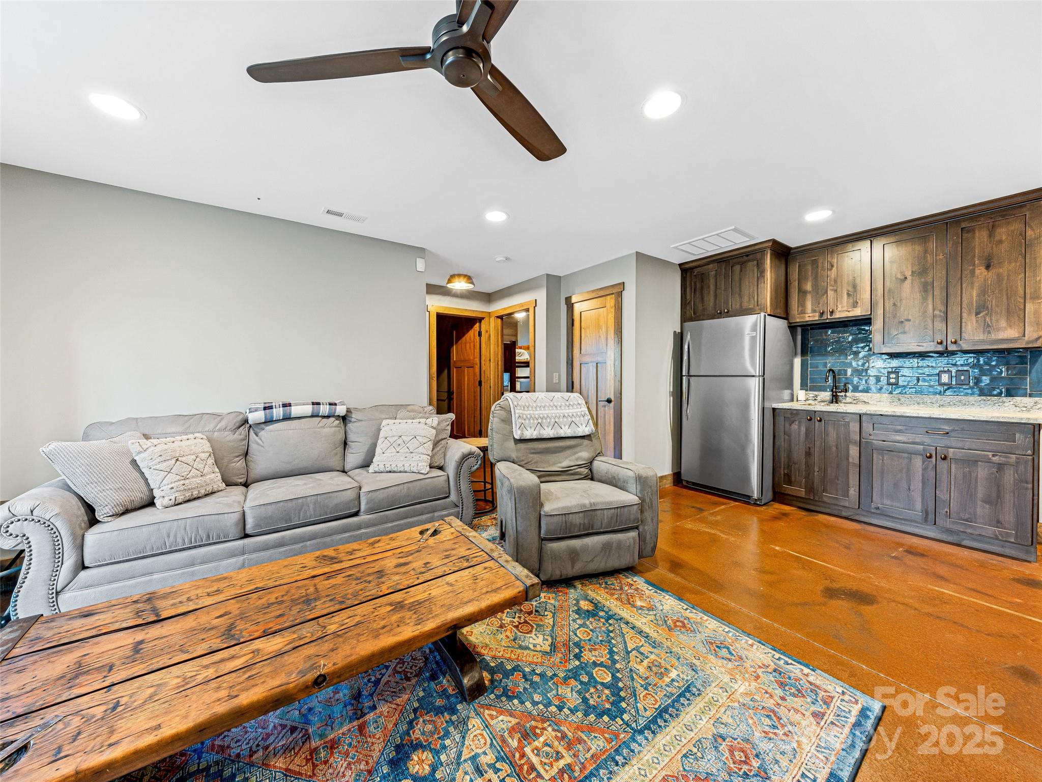 Headwaters Lake - Residential