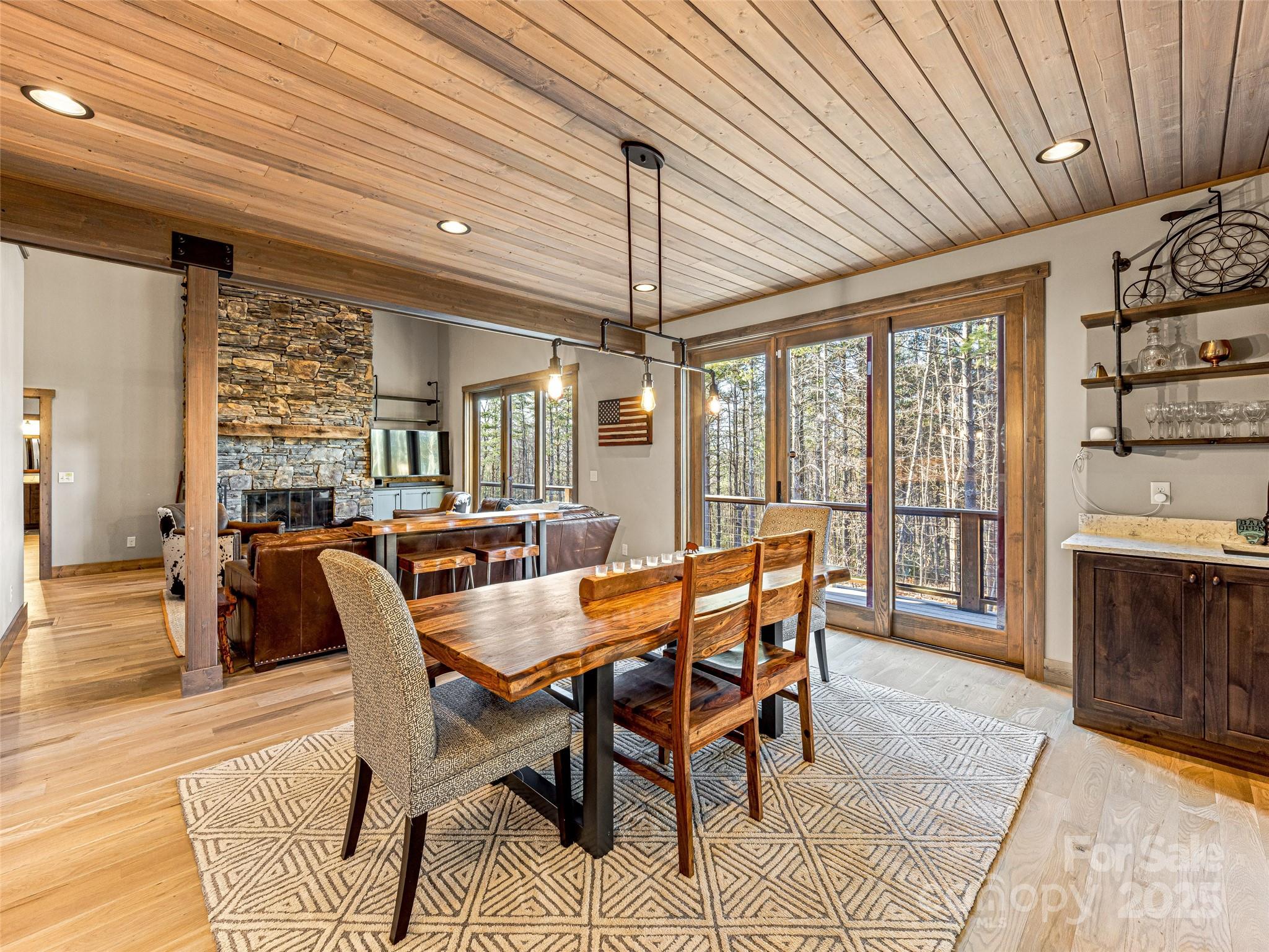 Headwaters Lake - Residential