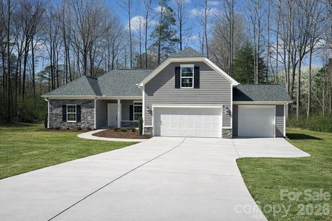 Photo of 12321 Edna Drive, Huntersville, NC 28078 (MLS # 4365065)