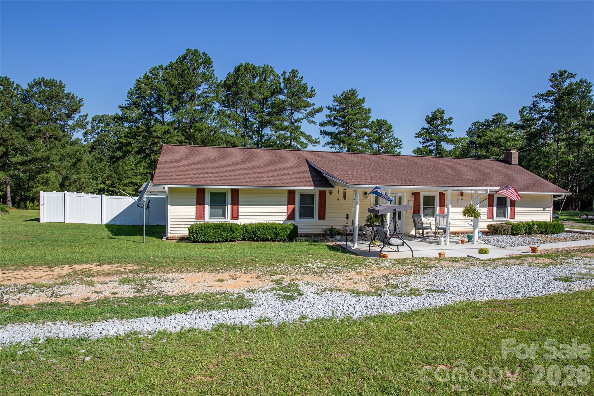 4576 Hwy 213 Highway