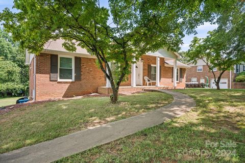 A home in Hickory