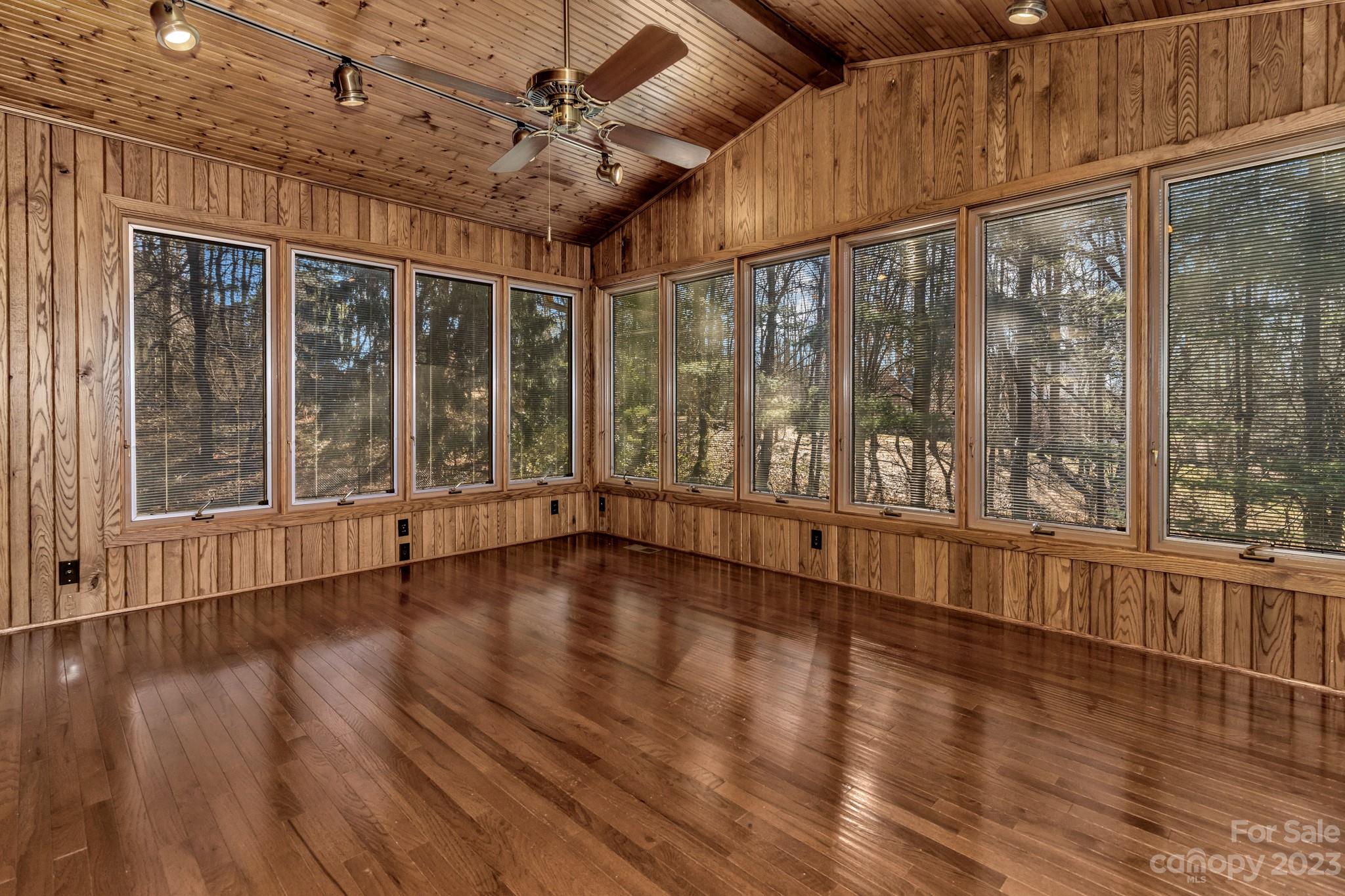 High Meadows - Residential